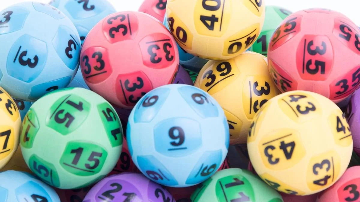 Lotto draw #4721: Seven Aussies win big in Saturday Lotto draw