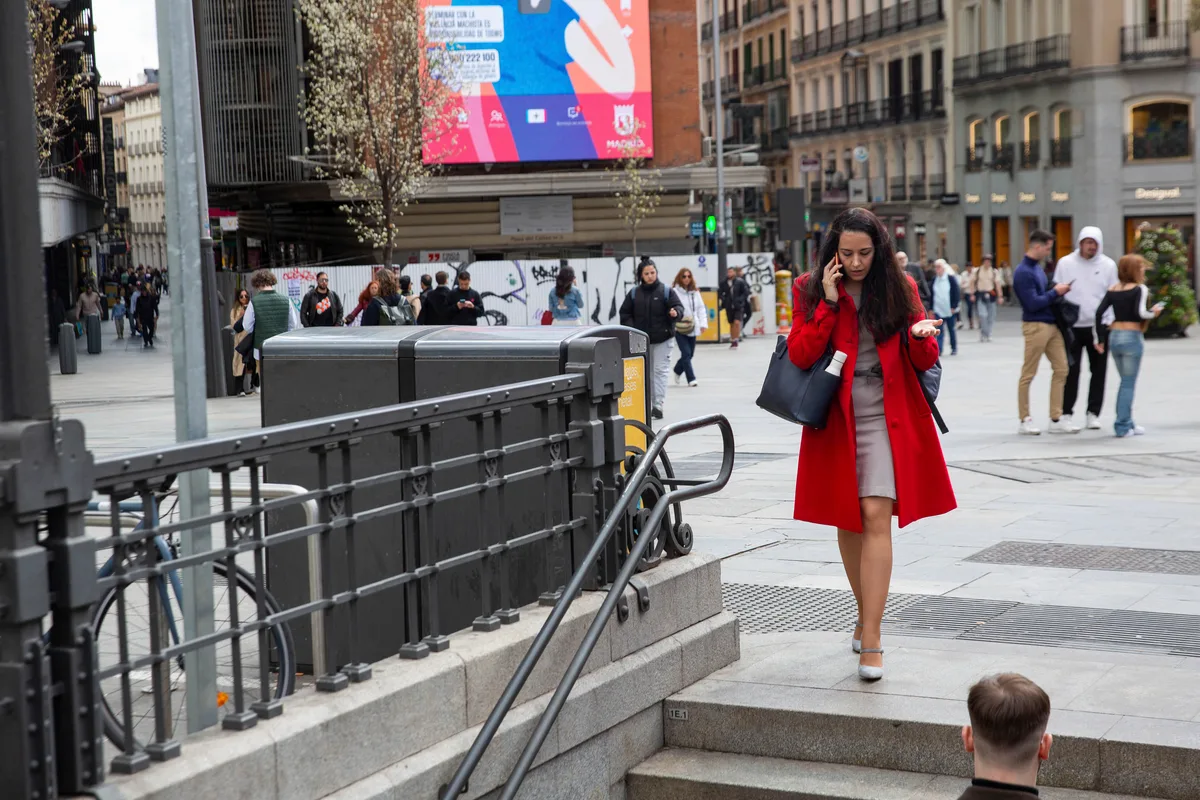 Consumo abre expediente a una empresa de telecomunicaciones por prácticas abusivas y blinda al usuario con el prefijo 400