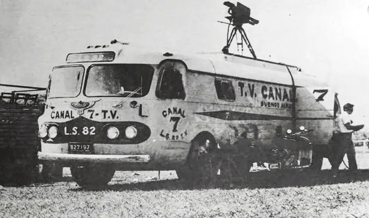 La primera transmisión, el equipo que ganó el Prode en directo y la huella de un programa emblemático: 75 años de fútbol y TV en Argentina