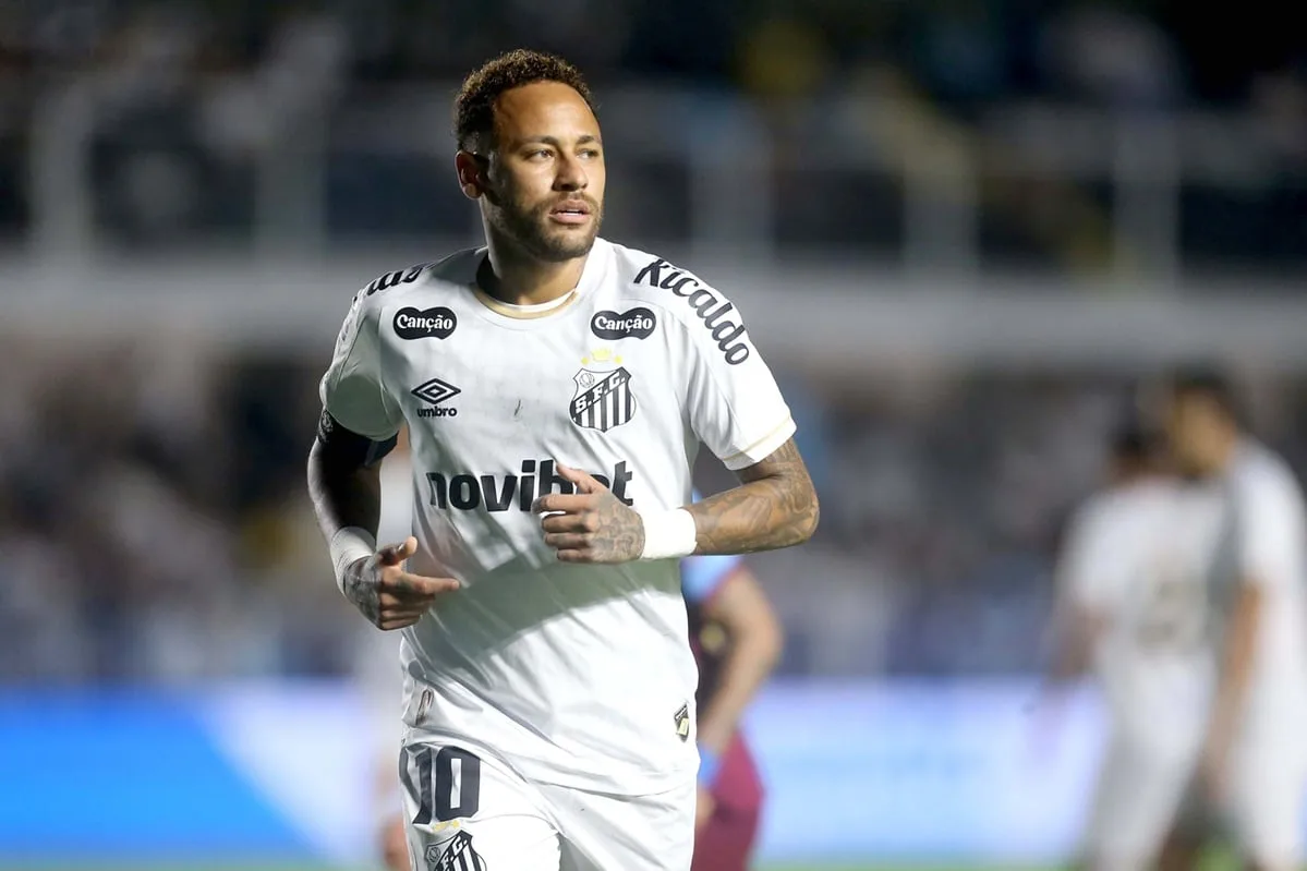 Neymar first player forced to leave pitch as Brazil trials anti-time-wasting rule