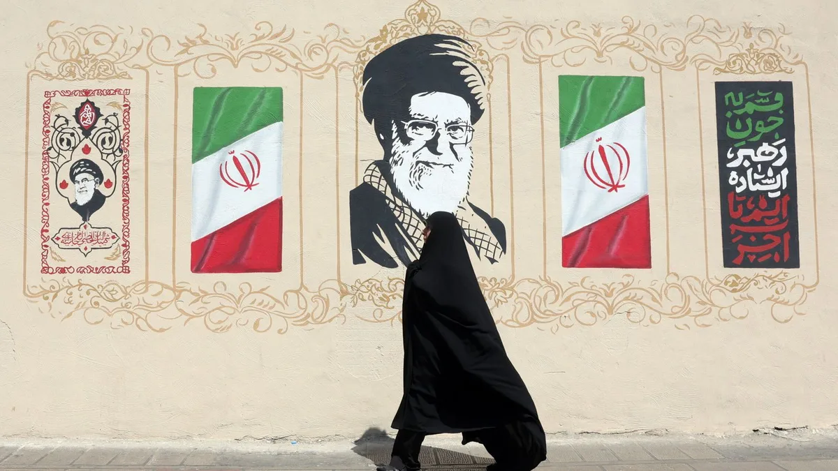 Irán anuncia que considerará como "enemigo" a los países que se unan a la guerra económica de EEUU