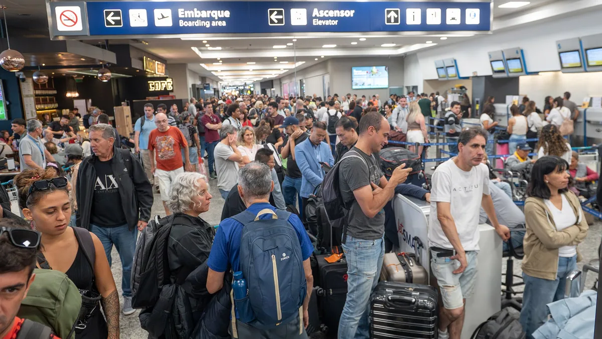 Anunciaron 48 horas de paro en aeropuertos de todo el país