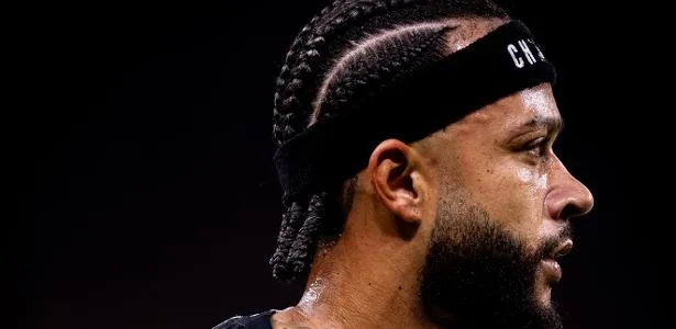 Imprensa europeia vê 'constrangimento' em fim de Memphis no Corinthians