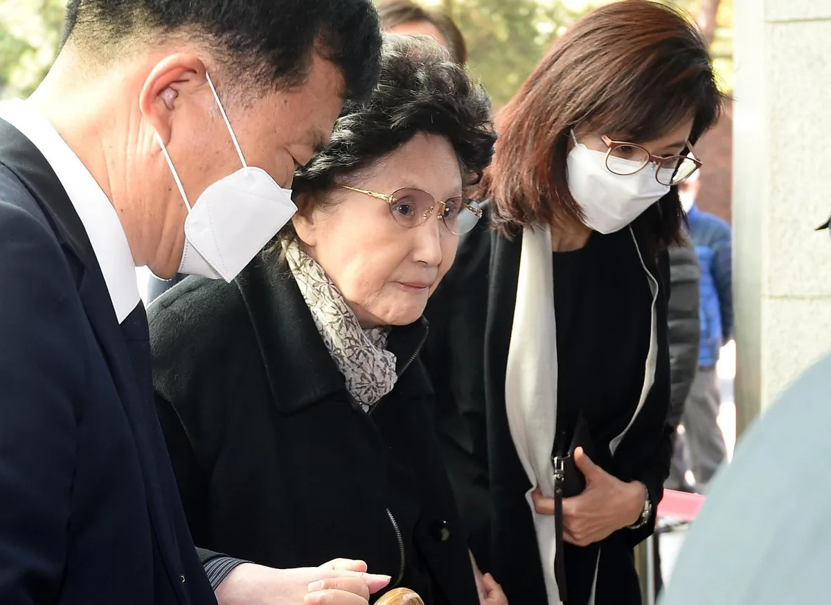 검찰, ‘노태우 비자금’ 강제수사…김옥숙 152억 기부금 자금 흐름 추적