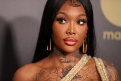Summer Walker Is Suing LVRN for Fraud, Says Label/Management Firm Pocketed Her Money