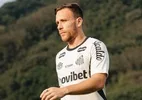 Santos pensa em mais três reforços e pode ter Arthur como 10 no Beira-Rio