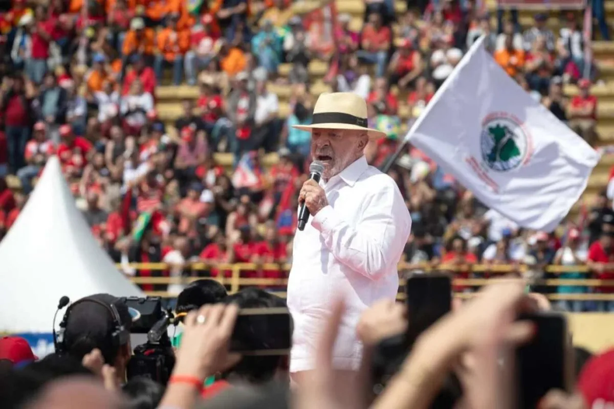 Lula lidera intención de voto con 39% en inicio de campaña electoral