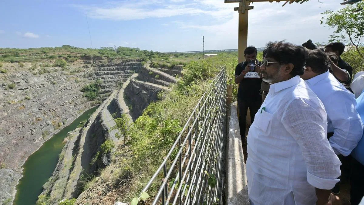 Deputy CM Bhatti moots Singareni-Hutti JV for gold mining