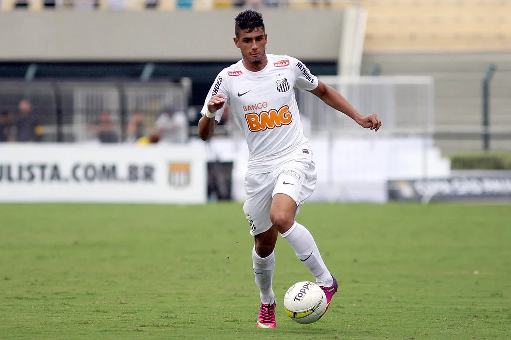 Emerson Palmieri se pronuncia após negociação com o Santos melar: “Sempre fará parte da minha história”