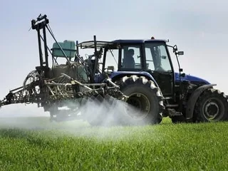 Évaluation des pesticides : une association dénonce les pressions sur l’Agence sanitaire