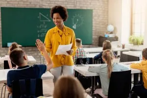 CNE define o que pode e o que não pode no uso de IA por escolas e universidades