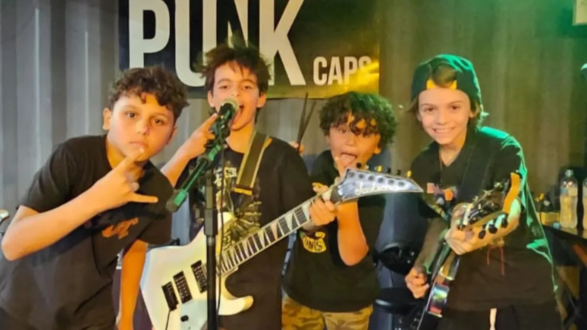 ‘Raimundinhos’: Banda mirim de rock de Florianópolis viraliza com cover da música “Eu Quero Ver o Oco”