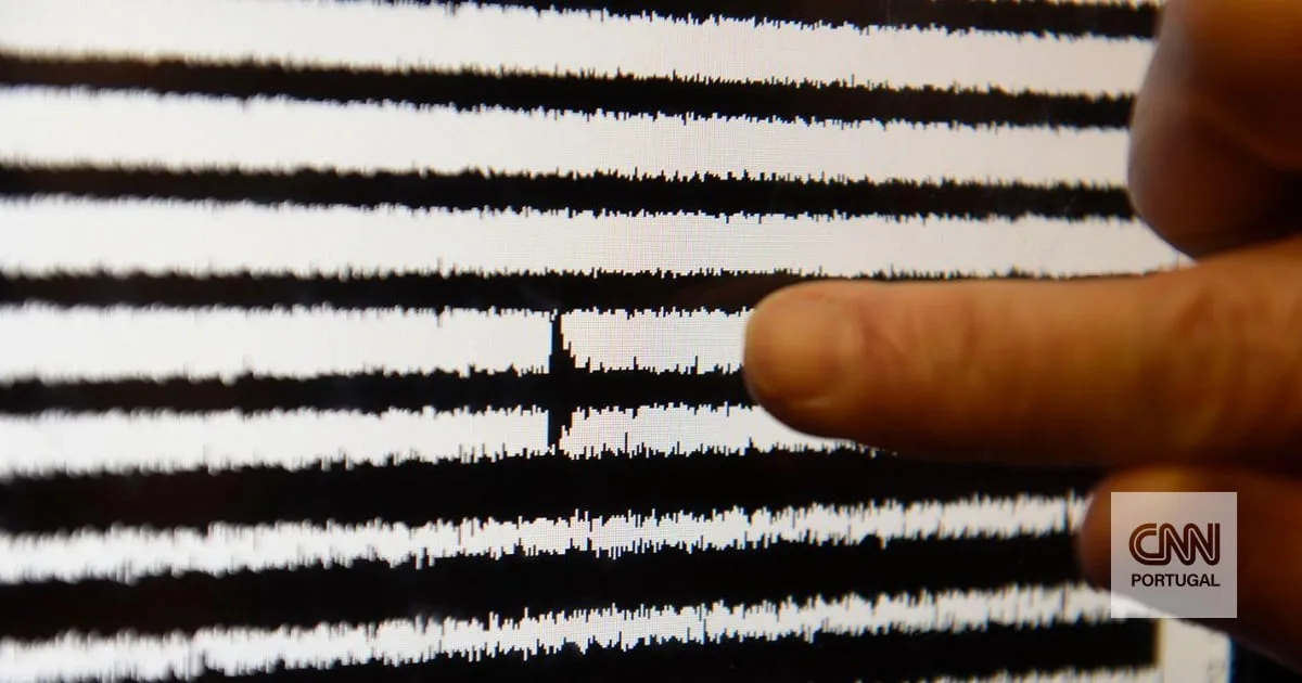 Um sismo de magnitude 7,2 sacode a região andina de Ayacucho, no Peru