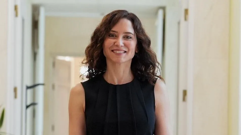 Isabel Díaz Ayuso celebra su 48 cumpleaños en las redes con un detalle cargado de simbolismo político: "Mi mejor regalo"
