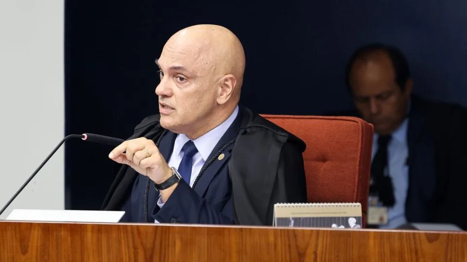 Oposição articula impeachment de Moraes no Congresso e fala em colocar Alcolumbre sob pressão
