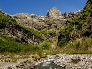 C’est quoi la lave torrentielle, ce phénomène géologique qui a tué deux personnes en quelques jours ?