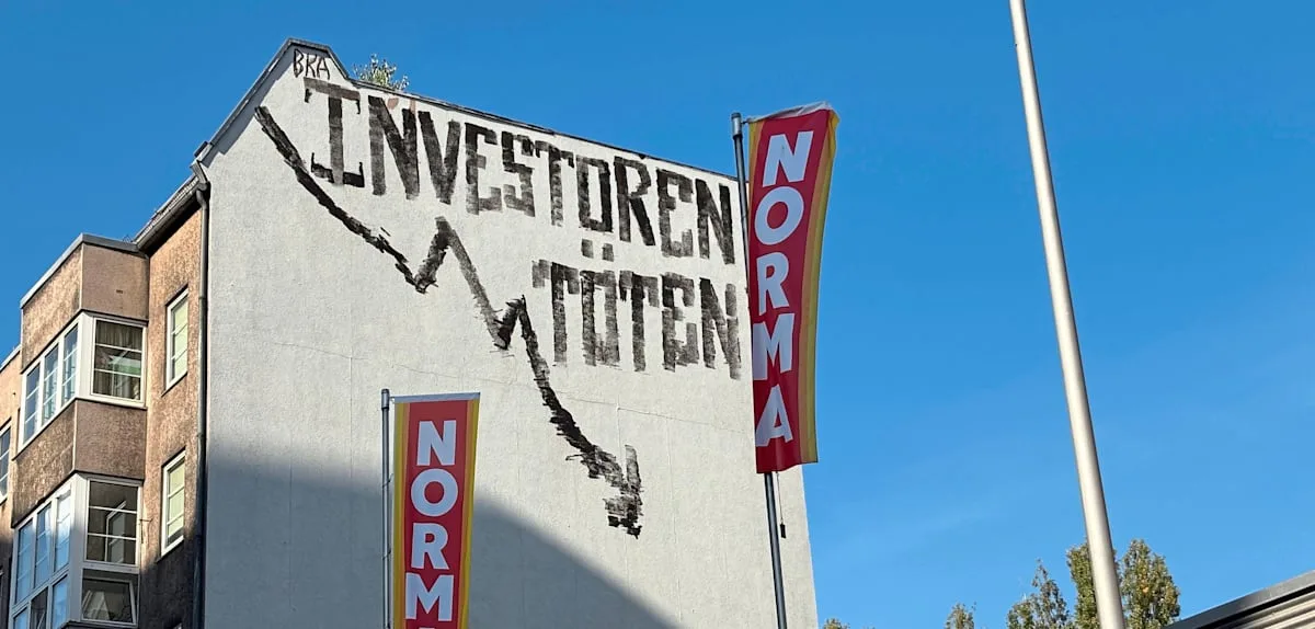 Polizei ermittelt wegen „Investoren töten“-Graffito am Kottbusser Tor