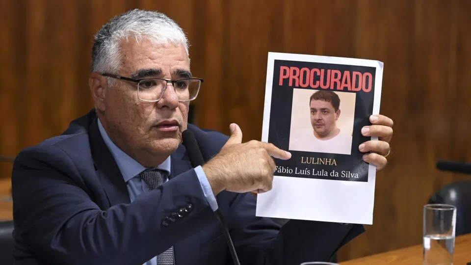 Polícia Federal investiga Lulinha por suposta sociedade com dono de sítio