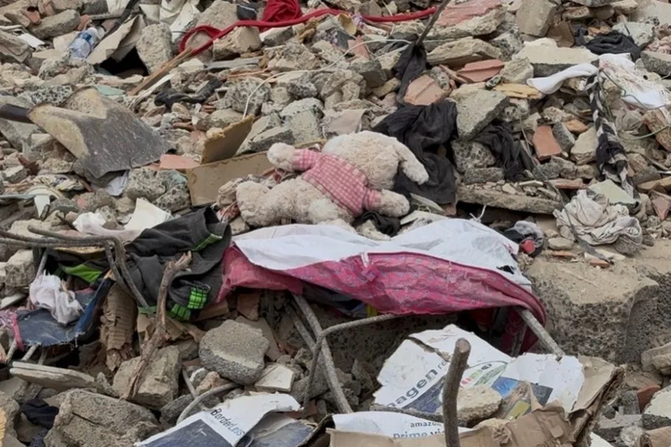 Al menos 603 niños, niñas y adolescentes murieron en los terremotos del 24J