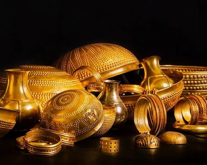 Thieves steal bronze age Treasure of Villena in four-minute heist