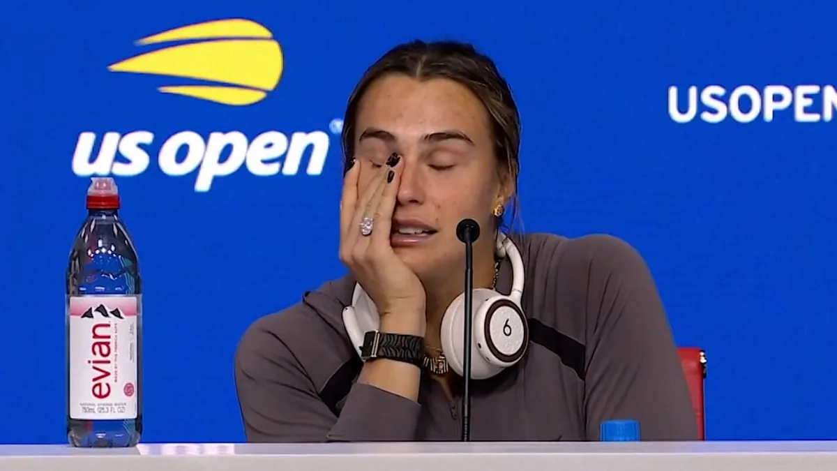 „Ihr seid lächerlich“ - Tennis-Queen Sabalenka pampt Reporter heftig an!
