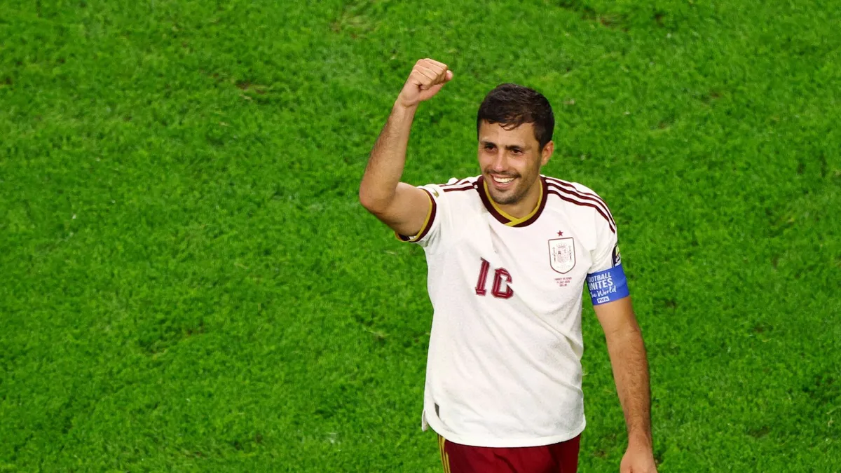 El culebrón del verano llega a su fin: el Barça tendrá hasta 2030 a Rodri, capitán de España