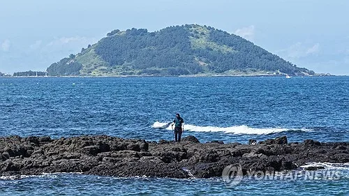 제주 실종여성 수색 전 해안·해상까지 확대…일 400여명 투입