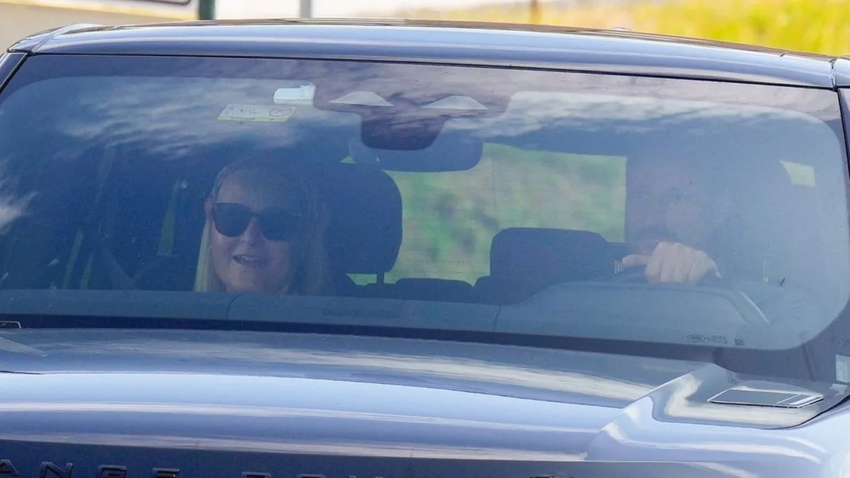 König Harald von Norwegen in Klinik: Erster öffentlicher Auftritt von Mette-Marit