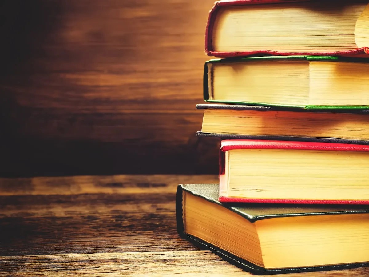 Provinces get go-ahead to use controversial textbook catalogue