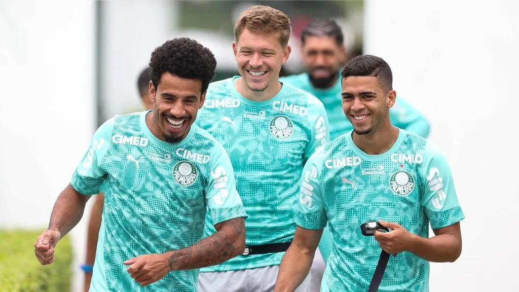 Lucas Evangelista enaltece bom momento do time: ‘Fruto de muito trabalho’