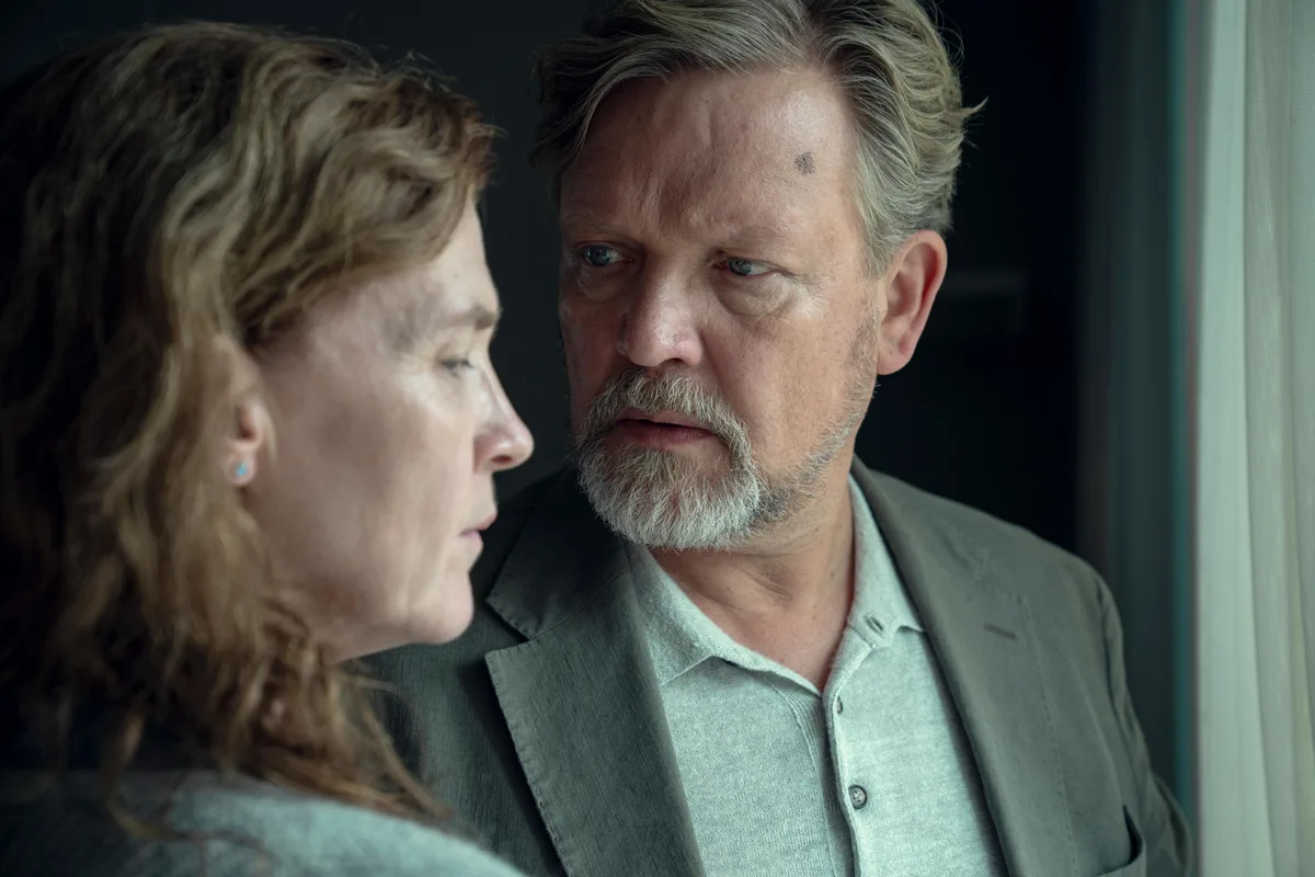 Minissérie criminal com 100% de aprovação está escondida na Netflix