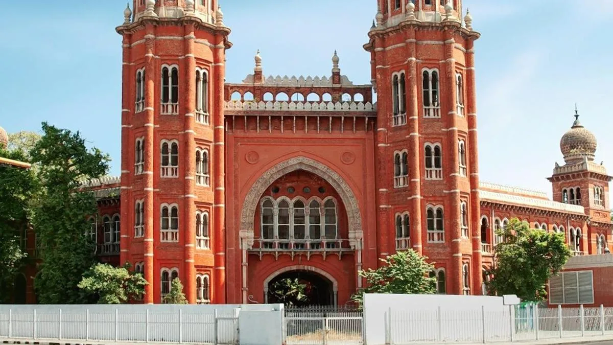 Tamil Nadu Assembly unanimously adopts resolution urging Centre to make Tamil principal language of Madras High Court