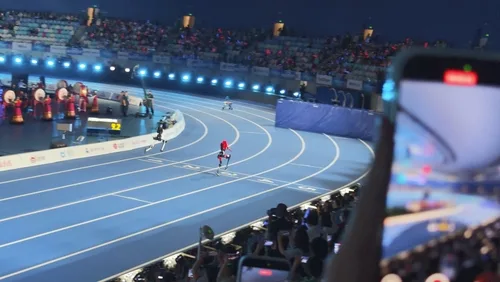 [르포] 우사인 볼트보다 빨랐다…中로봇 100ｍ 9초39에 관중 '환호'