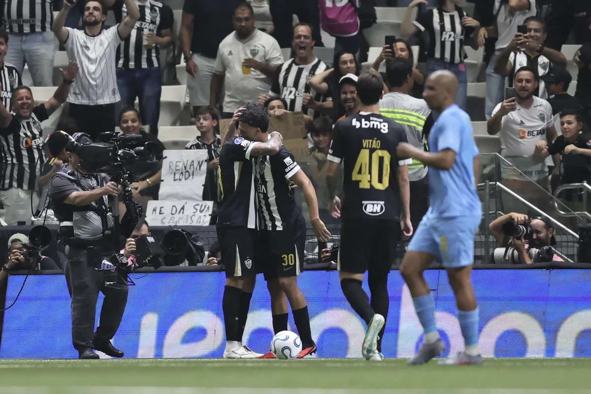 Atlético-MG iguala recorde com placar em ida da semifinal da Sul-Americana; veja resultados