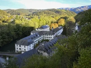 Affaire Bétharram : des victimes racontent « des tortures » et des violences systémiques, un comité de suivi est créé