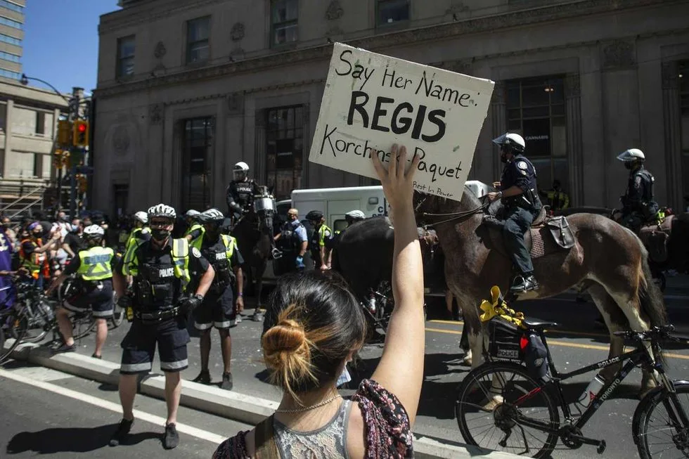 Toronto woman who fell from balcony after police arrived had seizures, inquest hears
