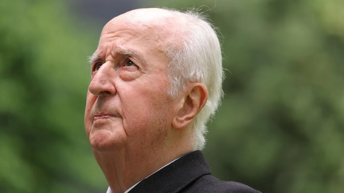Édouard Balladur est mort, l’ancien Premier ministre et grand rival de Jacques Chirac avait 97 ans
