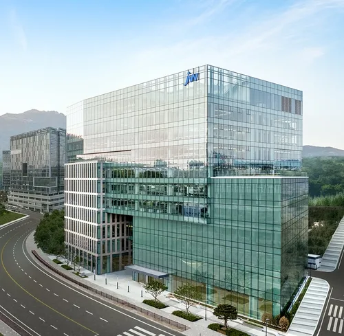 JW중외제약, '2주에 1회 투약' 비만신약 후보 임상3상 계획 신청