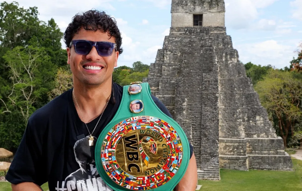 El guatemalteco Lester Martínez defiende este sábado su título interino supermediano en Los Ángeles