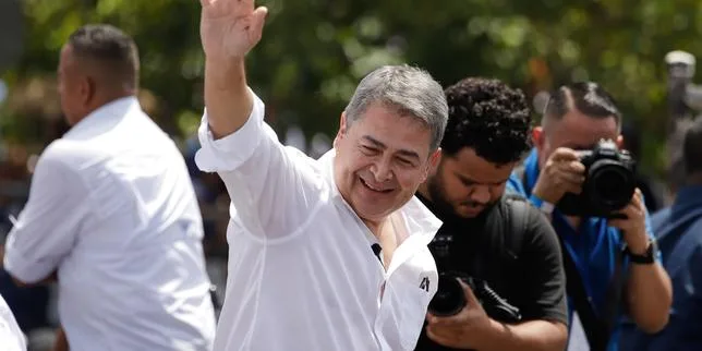 Honduras : l’ex-président Juan Orlando Hernandez blanchi par la justice après sa grâce par Donald Trump