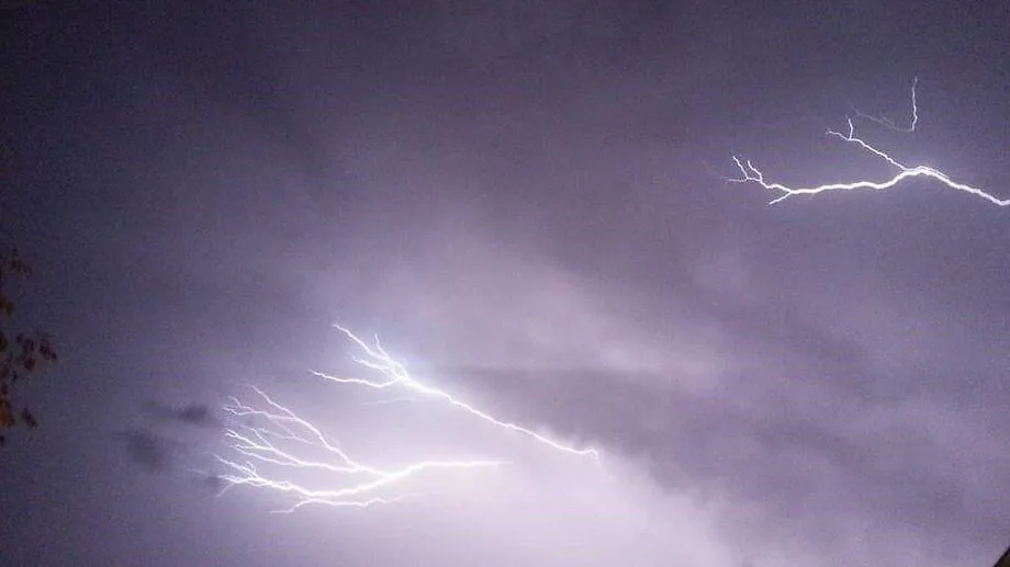 Orages dans les Landes : "énormément de dégâts", 150 interventions des pompiers et 7500 foyers privés d'électricité