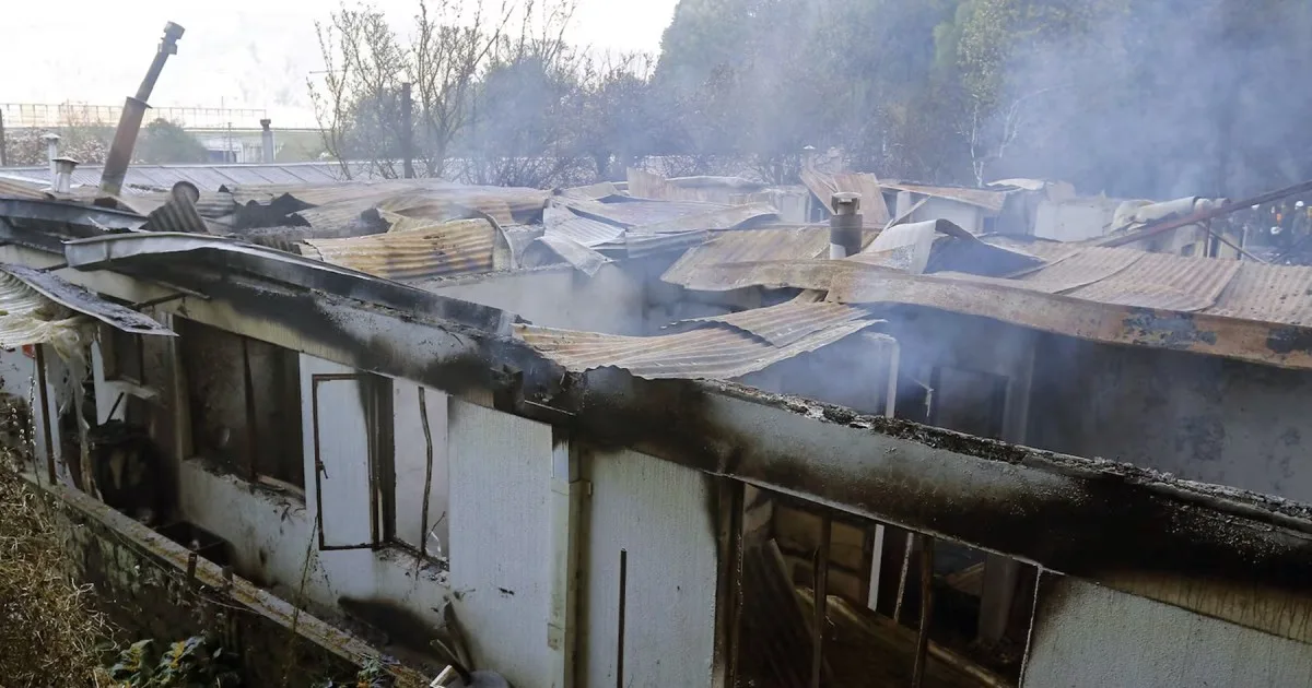 Tragedia en Chile: el geriátrico incendiado que dejó 16 adultos mayores muertos tenía irregularidades