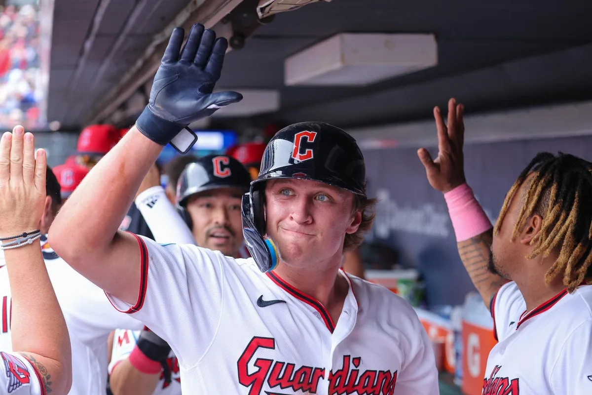 Cleveland Guardians Win White Sox Series And Climb Into 1st Place