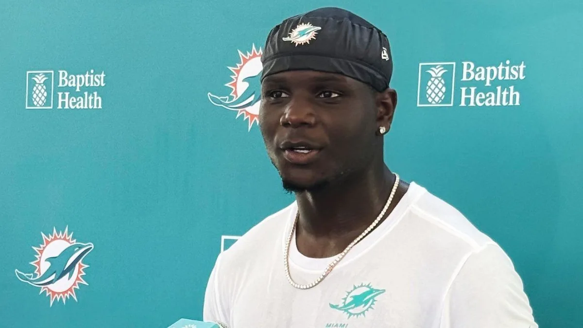 Chris Bell returns to practice, potentially adding another option for Dolphins