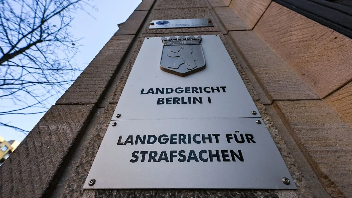 Brutale Raubserie: Tödliche Raubüberfälle auf Rentner: Angeklagte schweigen