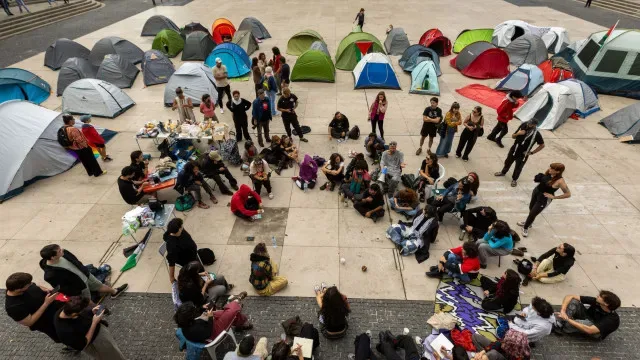 Manifestantes pela habitação justificam protesto por "desespero político"