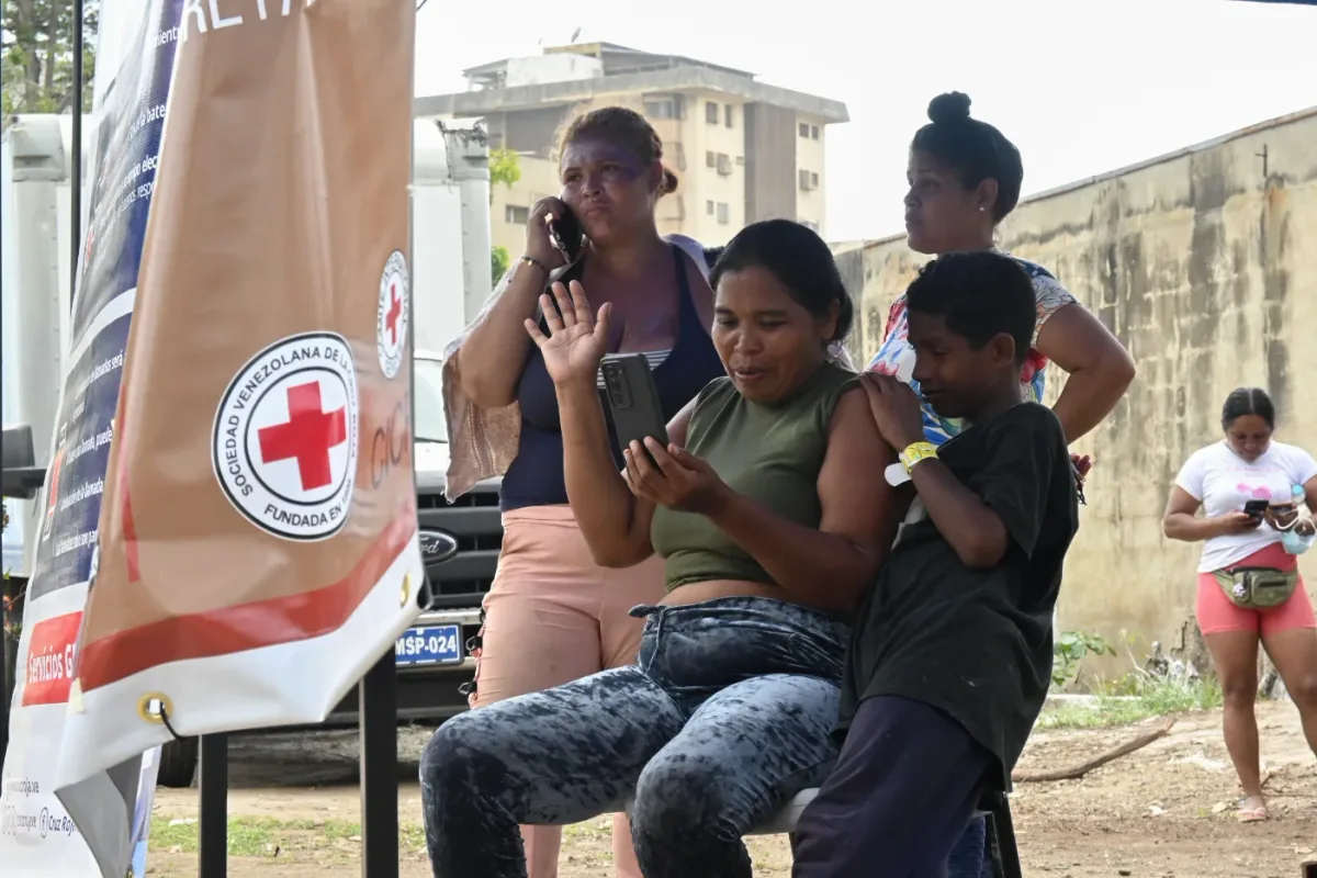 Cruz Roja Venezolana habilita canal para buscar familiares tras el terremoto en Colombia