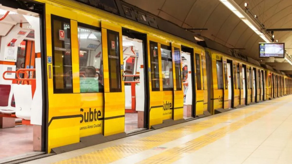 Cambia el subte para jubilados: eliminan un trámite molesto y se podrá viajar gratis solo con el DNI