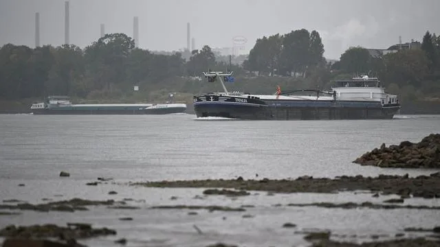 Regen nach Trockenheit: Die Pegelstände am Rhein steigen wieder