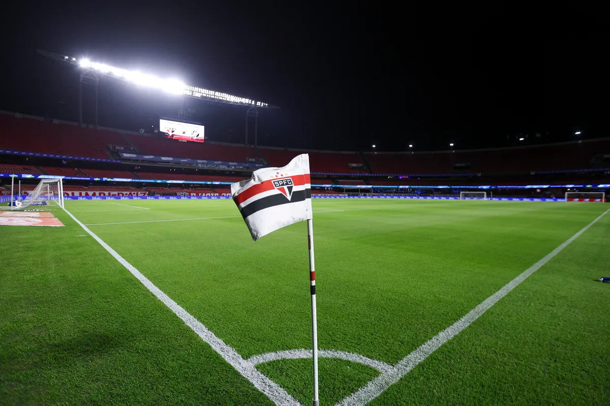 São Paulo x Bragantino no Brasileirão: onde assistir, horário e escalações